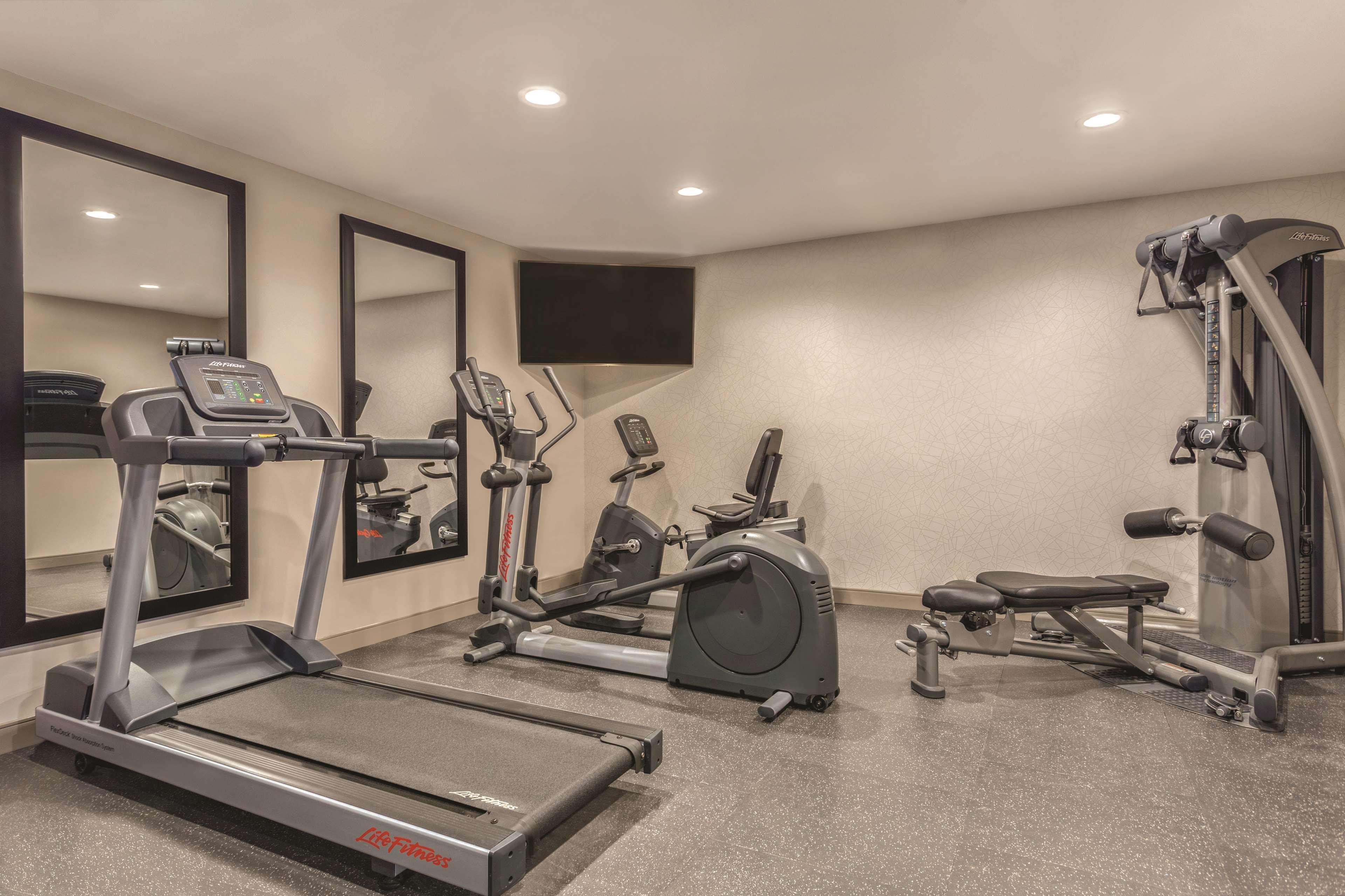 Country Inn & Suites By Radisson, Erie, Pa Kearsarge Εξωτερικό φωτογραφία