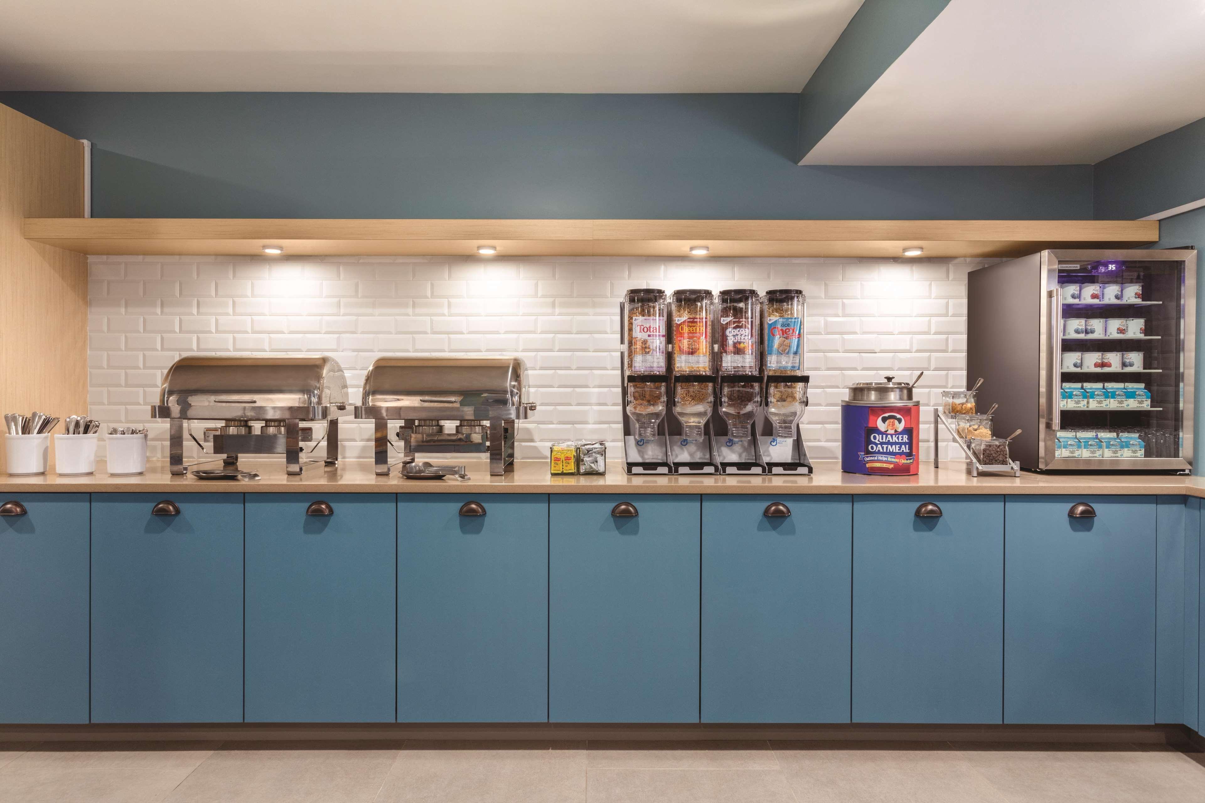 Country Inn & Suites By Radisson, Erie, Pa Kearsarge Εξωτερικό φωτογραφία