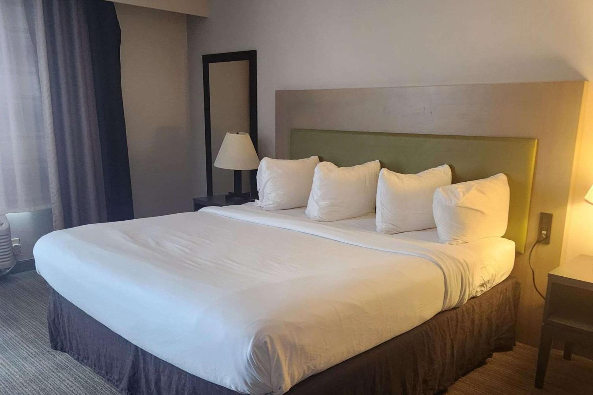 Country Inn & Suites By Radisson, Erie, Pa Kearsarge Εξωτερικό φωτογραφία
